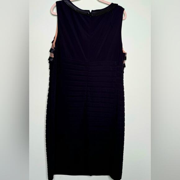 Adrianna Papell Dress Womens Sleeveless Bandage Sheath With Flower Black Size 22 - Picture 3 of 7